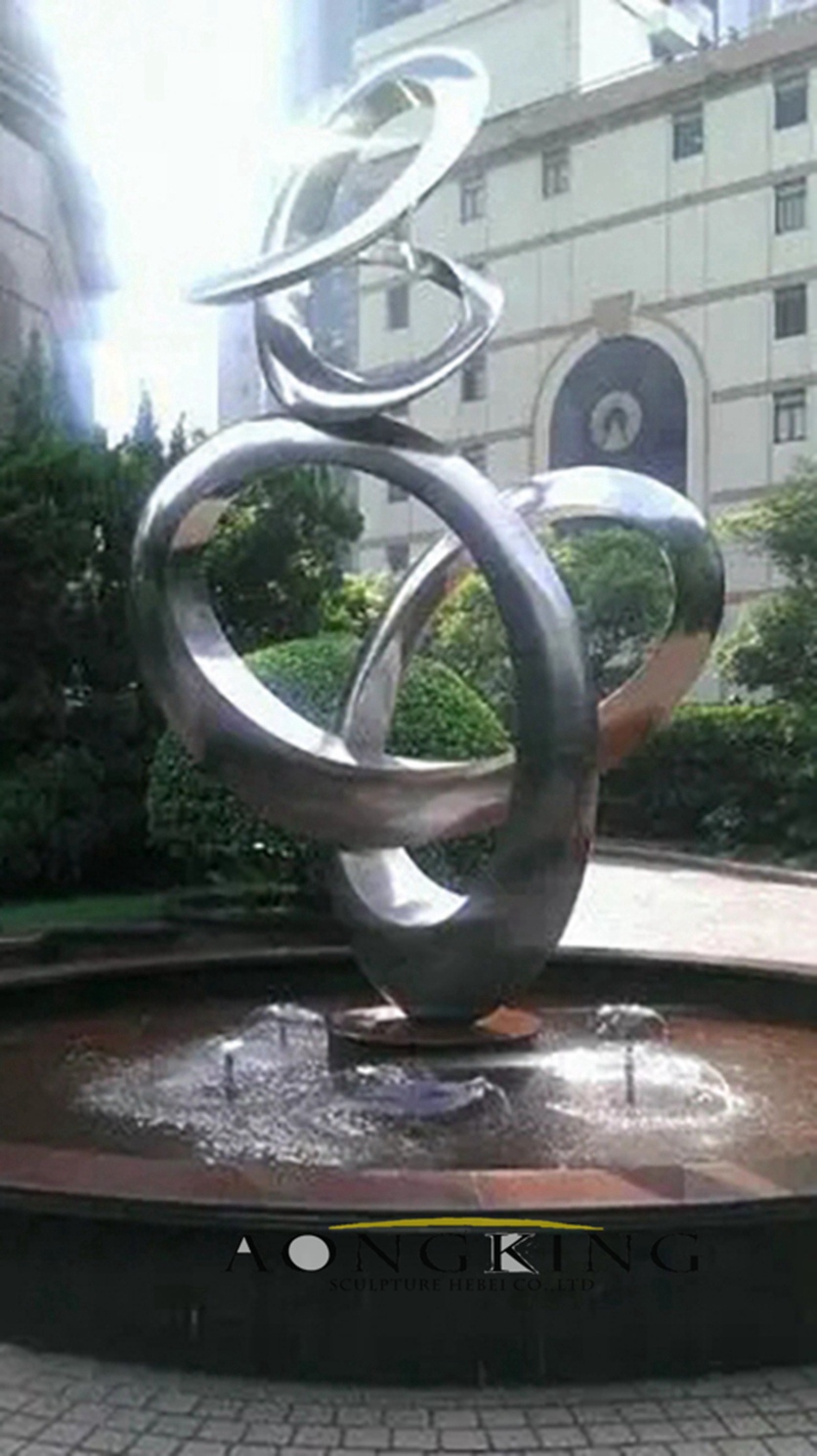 Mirrored water sculptures Super Simple stainless steel Sculpture 1